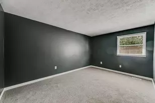 2853 Avati Dr, Columbus, OH 43207 - Photo 25