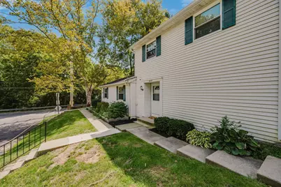 2853 Avati Drive #D5, Columbus, OH 43207 - Photo 5