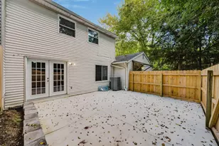 2853 Avati Dr, Columbus, OH 43207 - Photo 37