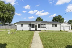 223 E North St, Crestline, OH 44827 - Photo 1