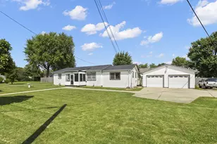 223 E North St, Crestline, OH 44827 - Photo 25