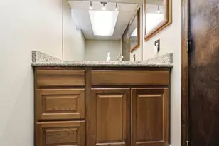 5421 Harrisburg Georgesville Rd, Grove City, OH 43123 - Photo 73