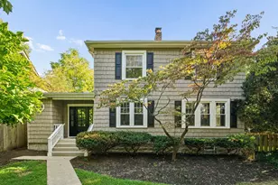 25 Chatham Rd, Columbus, OH 43214 - Photo 1