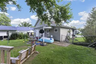 586 E Main St, Logan, OH 43138 - Photo 31