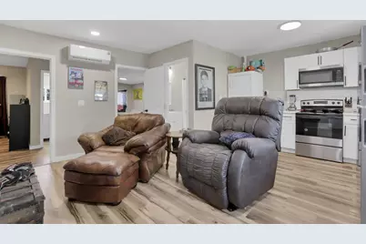 210 N Walnut Street, Logan, OH 43138 - Photo 15