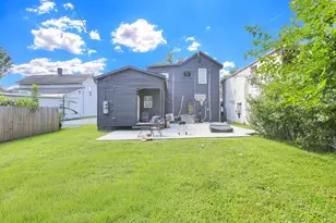 210 N Walnut St, Logan, OH 43138 - Photo 33