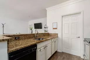 6065 Craughwell Ln, Dublin, OH 43017 - Photo 9
