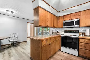 4052 Sequoia Ave, Grove City, OH 43123 - Photo 9
