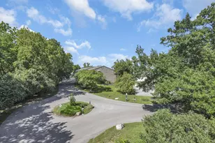 1212 Lake Shore Dr, Columbus, OH 43204 - Photo 43