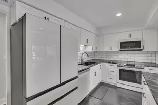 1212 Lake Shore Dr, Columbus, OH 43204 - Photo 19