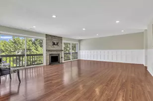 1212 Lake Shore Dr, Columbus, OH 43204 - Photo 9