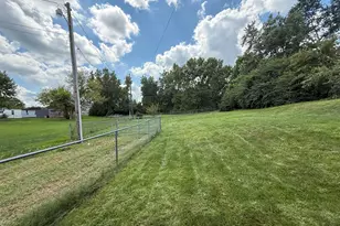 417 W Circle Ave, Washington Court House, OH 43160 - Photo 3