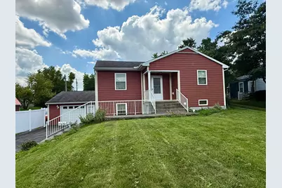 417 W Circle Avenue, Washington Court House, OH 43160 - Photo 1