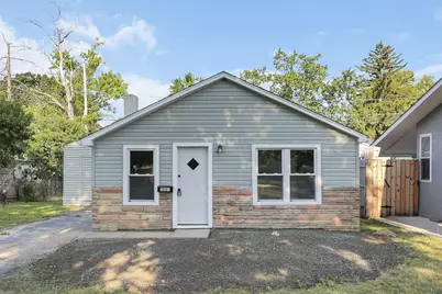 561 Erickson Avenue, Whitehall, OH 43213 - Photo 1