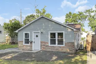 561 Erickson Ave, Whitehall, OH 43213 - Photo 3