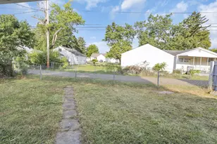 561 Erickson Ave, Whitehall, OH 43213 - Photo 29