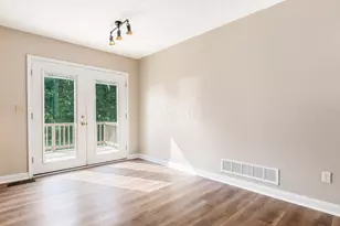 472 Zanesville Ave, Thornville, OH 43076 - Photo 9