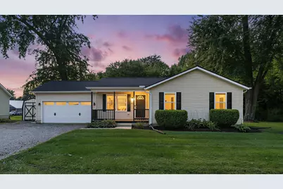 472 Zanesville Avenue, Thornville, OH 43076 - Photo 1