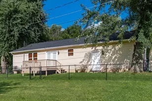 472 Zanesville Ave, Thornville, OH 43076 - Photo 31