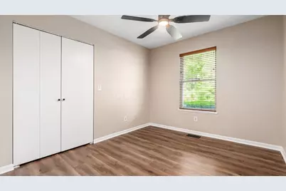 472 Zanesville Avenue, Thornville, OH 43076 - Photo 13