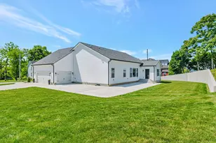 614 N 11th St, Cambridge, OH 43725 - Photo 21