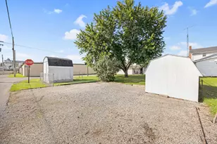 111 S Boggs St, De Graff, OH 43318 - Photo 35