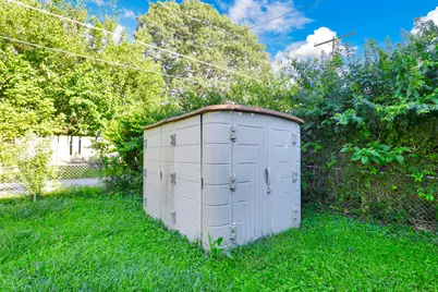828 Wiltshire Road, Columbus, OH 43204 - Photo 39