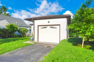 828 Wiltshire Rd, Columbus, OH 43204 - Photo 9