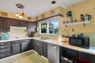 828 Wiltshire Rd, Columbus, OH 43204 - Photo 1