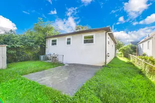 828 Wiltshire Rd, Columbus, OH 43204 - Photo 35