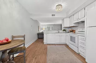 3203 Summerdale Ln, Columbus, OH 43221 - Photo 7