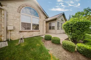 4374 Crimson Maple Ln, Westerville, OH 43082 - Photo 3