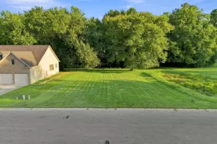 1 Bradford Dr, Chillicothe, OH 45601 - Photo 1