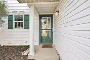 4693 Athalia Dr, Columbus, OH 43228 - Photo 3