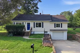 906 Duke Ave, Mansfield, OH 44905 - Photo 1
