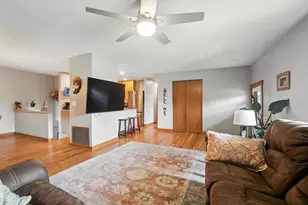 3890 Tamara Dr, Grove City, OH 43123 - Photo 7