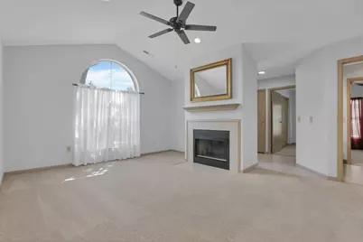 5800 Locbury Lane, Dublin, OH 43016 - Photo 3