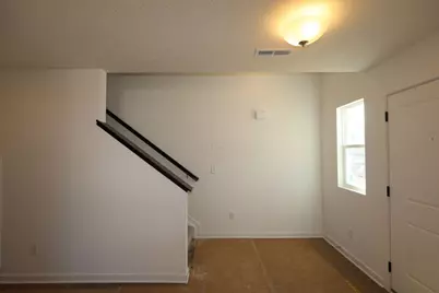 9224 Mount Drum Alley, Reynoldsburg, OH 43068 - Photo 3