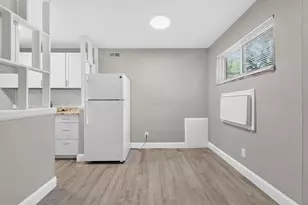 3656-3670 Seabrook Ave, Columbus, OH 43227 - Photo 17