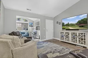 118 Hillview Ct, Heath, OH 43056 - Photo 9