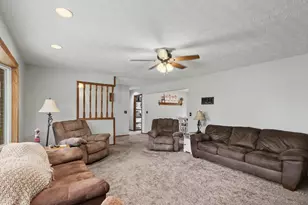 2685 Albright Rd, Bucyrus, OH 44820 - Photo 9