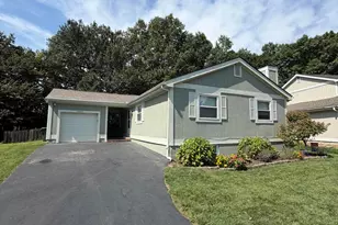 8819 Greenburg Dr, Powell, OH 43065 - Photo 3