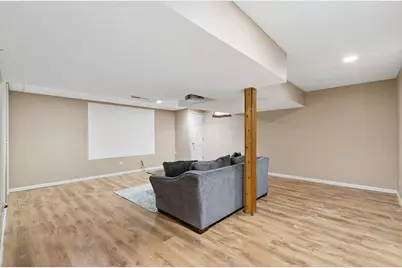 1572 Whitcombe Way, Columbus, OH 43228 - Photo 35