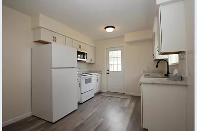 310 N Yencer Street, Baltimore, OH 43105 - Photo 9