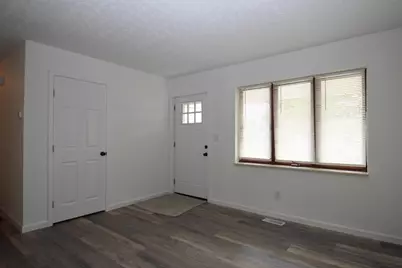 310 N Yencer Street, Baltimore, OH 43105 - Photo 9
