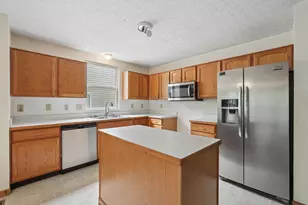 4942 Petticoat Ct, Columbus, OH 43231 - Photo 9