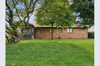 4439 Dawn Drive, Grove City, OH 43123 - Photo 7