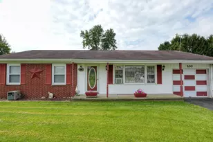 100 Vicky Ln SE, Heath, OH 43056 - Photo 1