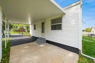 1356 Matthias Dr, Columbus, OH 43224 - Photo 35