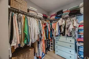 1231 Cromartie Ln, Columbus, OH 43201 - Photo 25